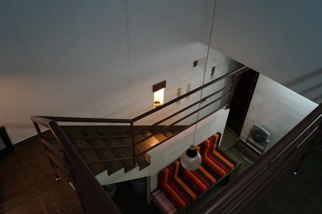 Sri Beach Bungalows And Villa Marawila Esterno foto